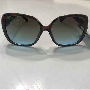 NWT Foster Grant sunglasses with MAXBLOCK